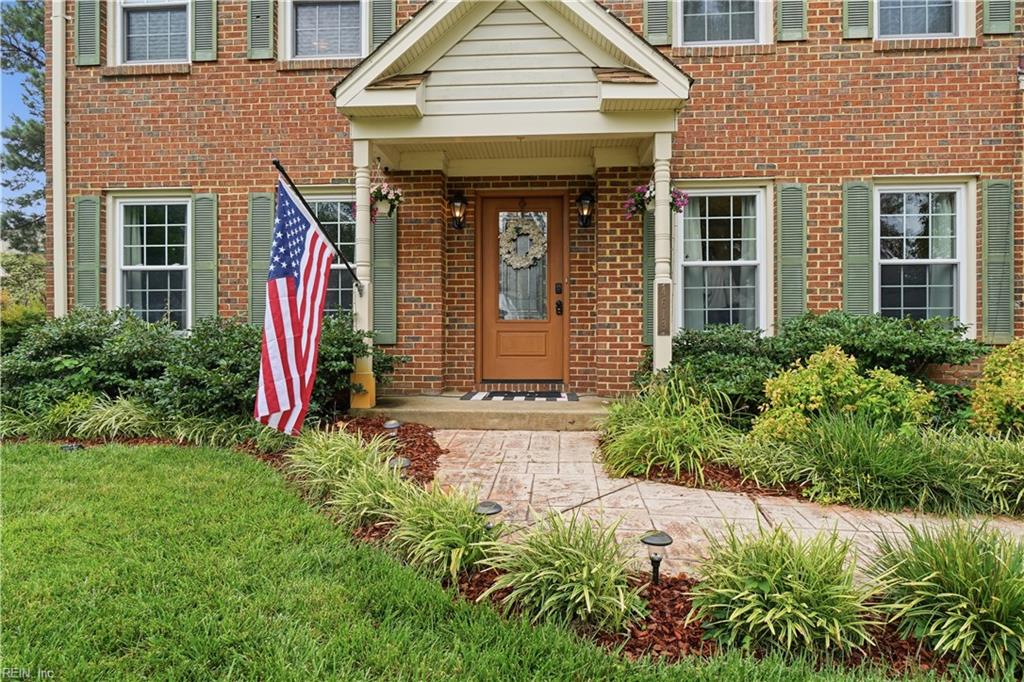 Photo of 4613 Ardmore Lane, Virginia Beach, VA 23456 (MLS # 10645777)