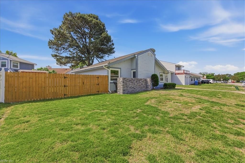 Photo of 3257 Sugar Creek Drive, Virginia Beach, VA 23452 (MLS # 10635322)