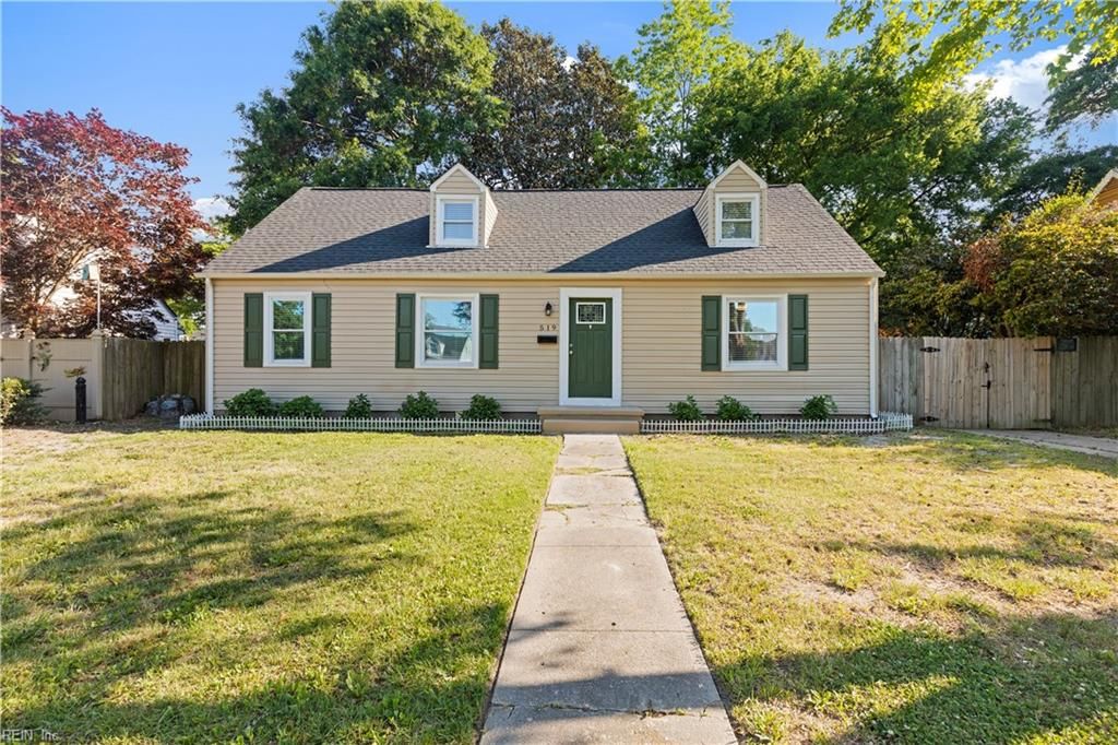 Photo of 519 Burleigh Avenue, Norfolk, VA 23505 (MLS # 10634589)