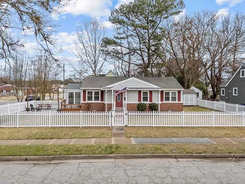 9424 Sturgis Street, Norfolk, VA 23503 - #: 10573911