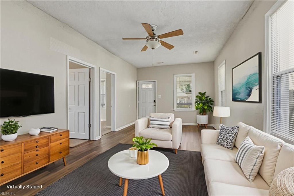 Photo of 720 Forbes Street, Norfolk, VA 23504 (MLS # 10625603)