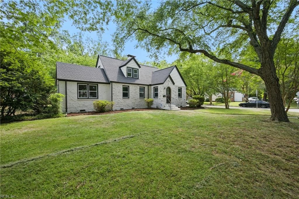 Photo of 123 Maycox Avenue, Norfolk, VA 23505 (MLS # 10643315)