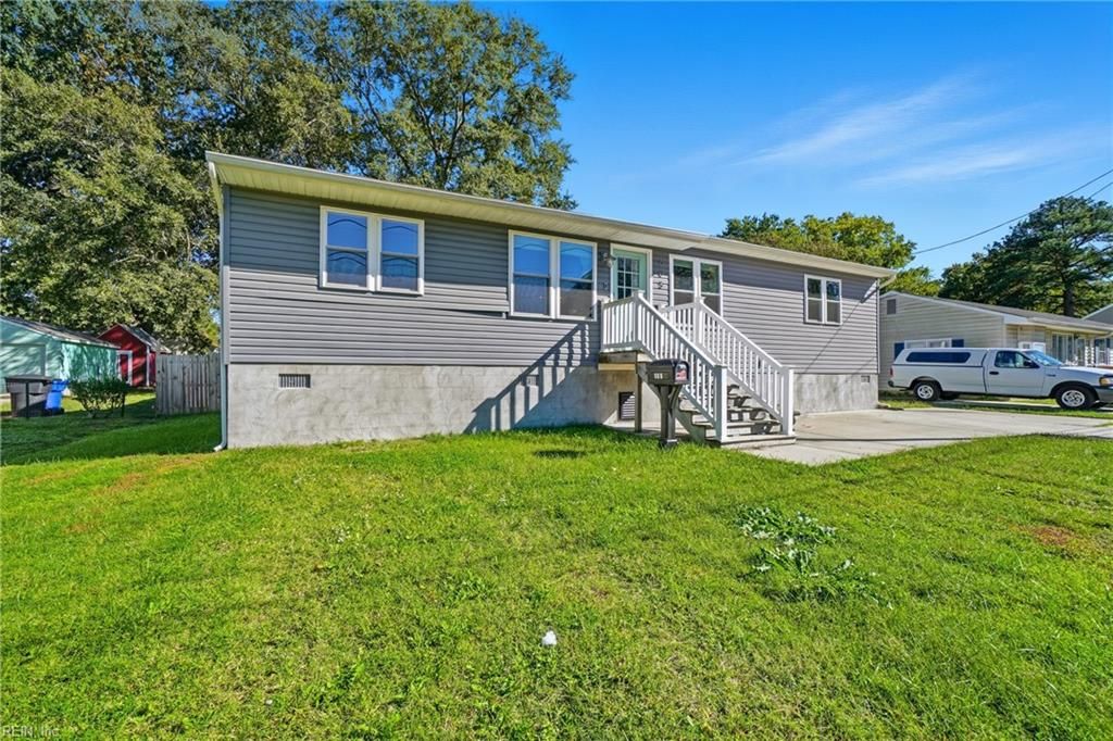 Photo of 605 Jewell Avenue, Portsmouth, VA 23701 (MLS # 10606847)