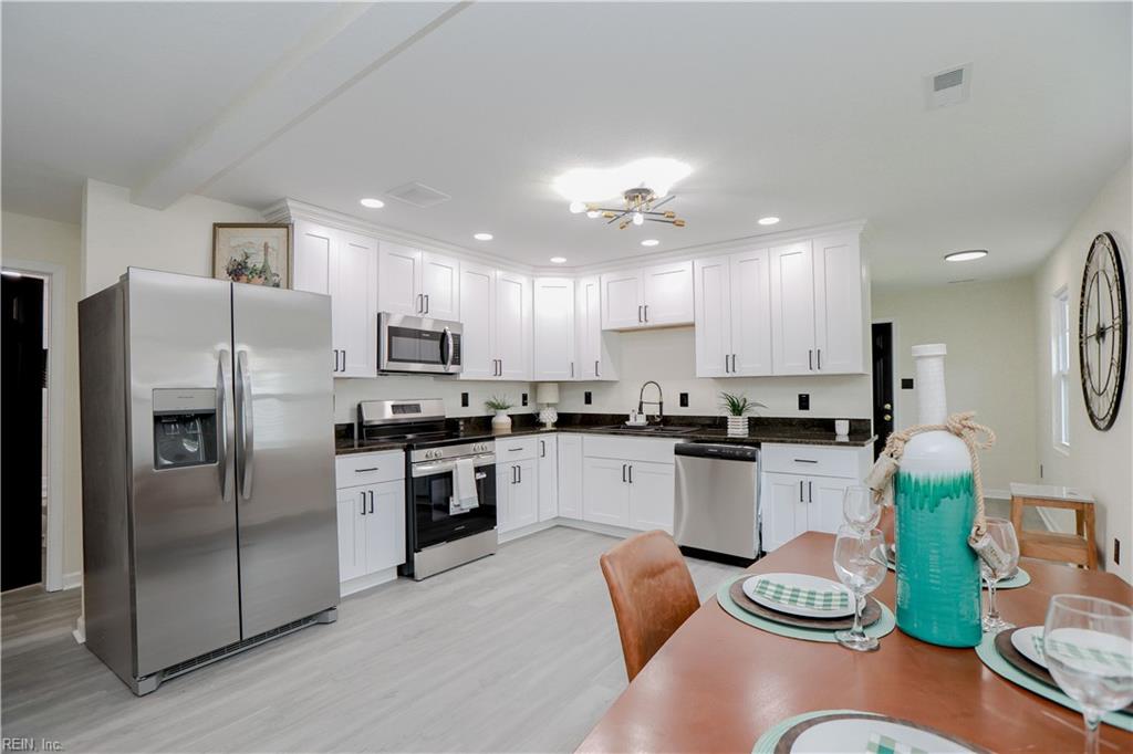219 Baker ST