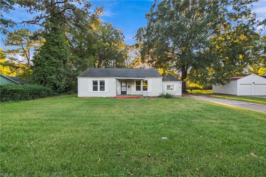 Photo of 951 Ingleside Road, Norfolk, VA 23502 (MLS # 10656881)