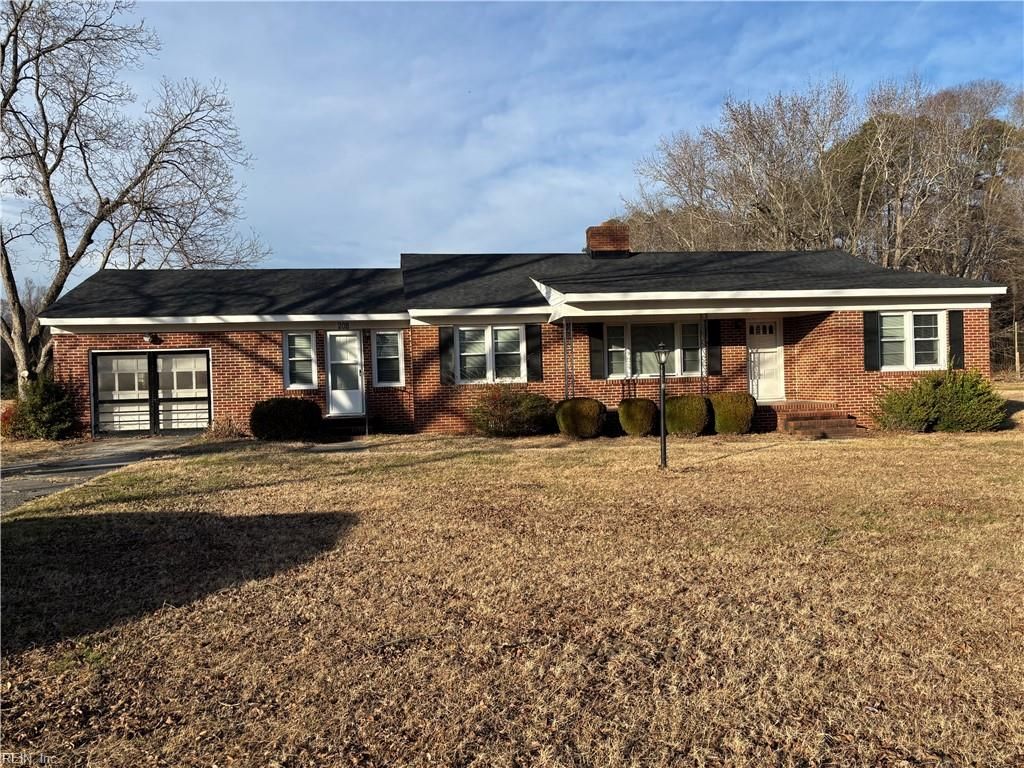 Photo of 208 Country Club Road, Franklin, VA 23851 (MLS # 10616072)