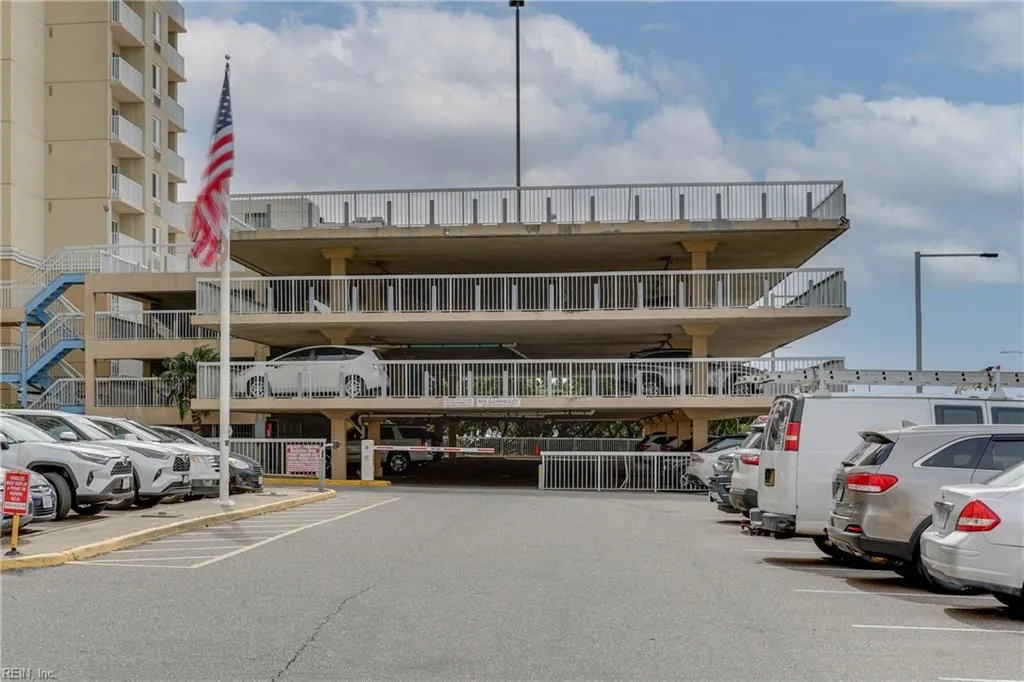 Virginia Beach, Virginia 23451, United States, 2 Bedrooms Bedrooms, ,2 BathroomsBathrooms,Residential,Active,88960