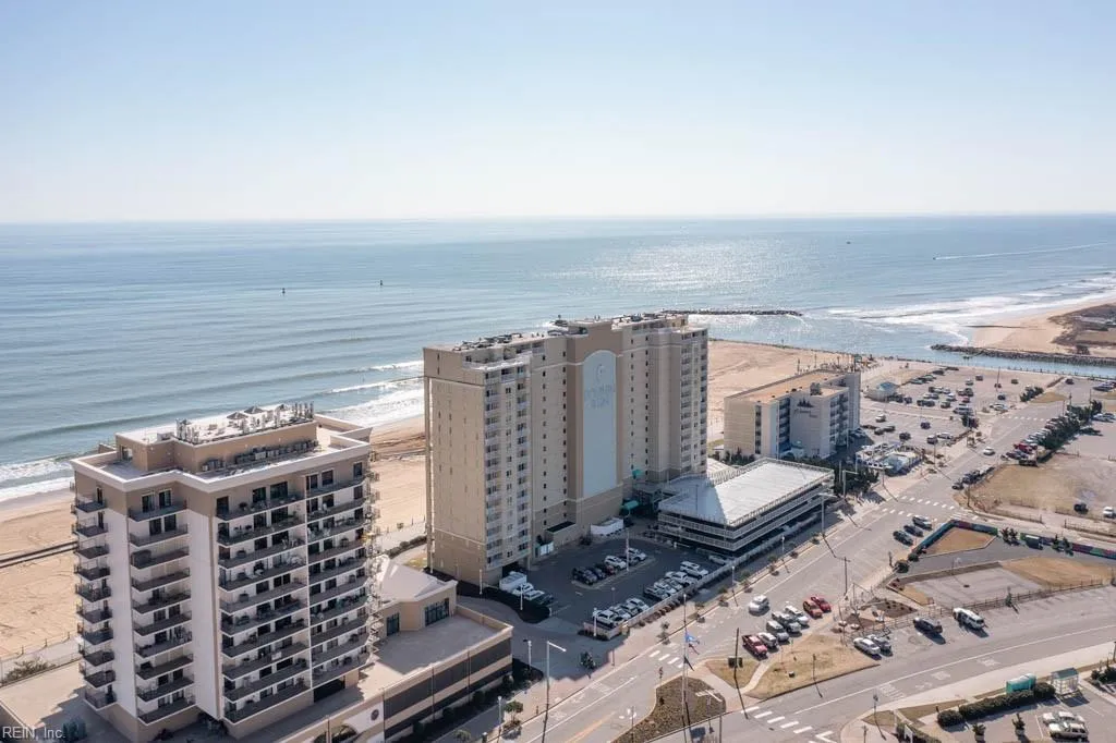 Virginia Beach, Virginia 23451, United States, 2 Bedrooms Bedrooms, ,2 BathroomsBathrooms,Residential,Active,88960