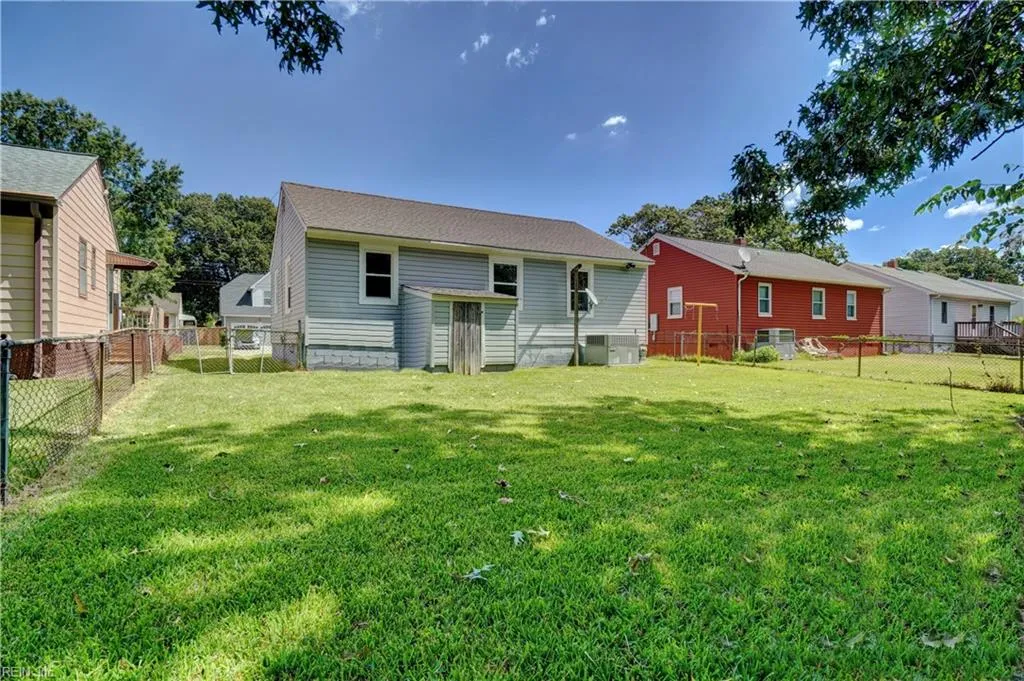 Norfolk, Virginia 23503, United States, 3 Bedrooms Bedrooms, ,1 BathroomBathrooms,Residential,Active,200563