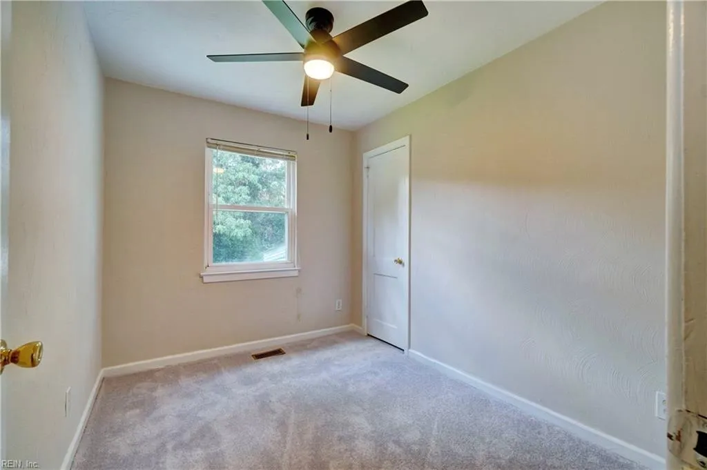 Norfolk, Virginia 23503, United States, 3 Bedrooms Bedrooms, ,1 BathroomBathrooms,Residential,Active,200563