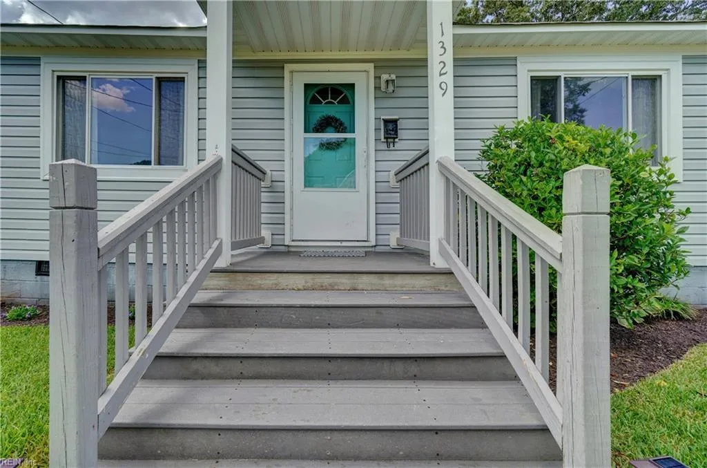 Norfolk, Virginia 23503, United States, 3 Bedrooms Bedrooms, ,1 BathroomBathrooms,Residential,Active,200563