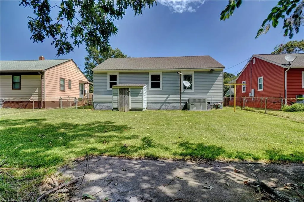 Norfolk, Virginia 23503, United States, 3 Bedrooms Bedrooms, ,1 BathroomBathrooms,Residential,Active,200563