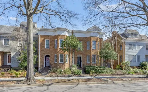 426 W Princess Anne Road, Norfolk, VA 23517 - #: 10574700