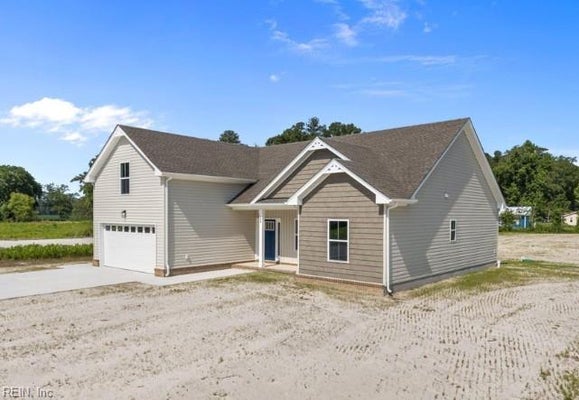 1318 TULLS CREEK RD, MOYOCK, NC 27958 - Image c44c792dacd17e0d33a1de3ce185d5e2/4161984592