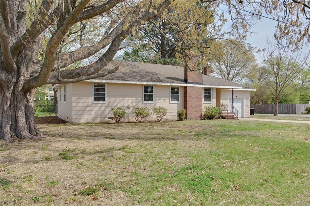 Photo of 5168 Langston Road, Virginia Beach, VA 23464 (MLS # 10626187)