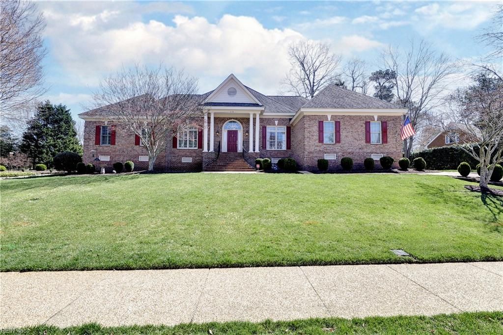 Photo of 125 Sir Thomas Lunsford Drive, Williamsburg, VA 23185 (MLS # 10626370)