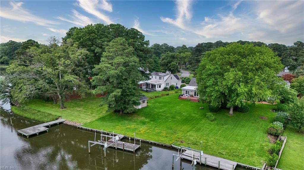 241 Sir Oliver RD