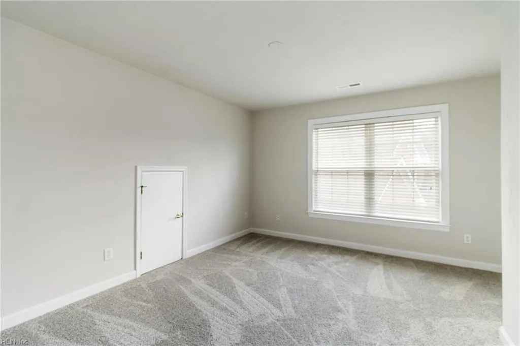 Chesapeake, Virginia 23321, United States, 6 Bedrooms Bedrooms, ,3 BathroomsBathrooms,Residential,Active,140160