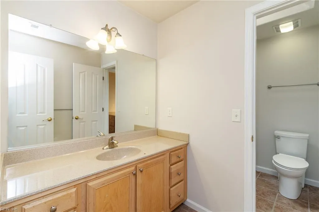 Chesapeake, Virginia 23321, United States, 6 Bedrooms Bedrooms, ,3 BathroomsBathrooms,Residential,Active,140160