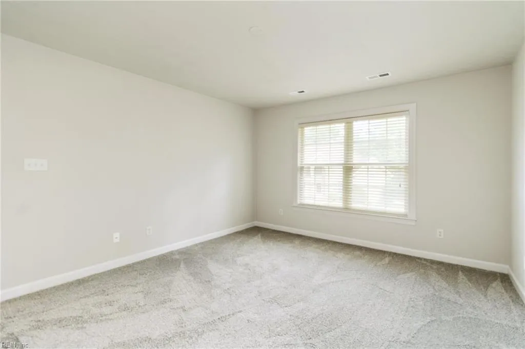 Chesapeake, Virginia 23321, United States, 6 Bedrooms Bedrooms, ,3 BathroomsBathrooms,Residential,Active,140160