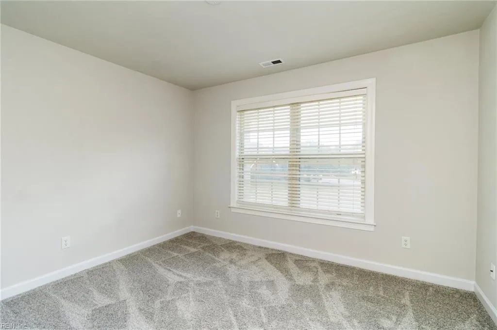 Chesapeake, Virginia 23321, United States, 6 Bedrooms Bedrooms, ,3 BathroomsBathrooms,Residential,Active,140160