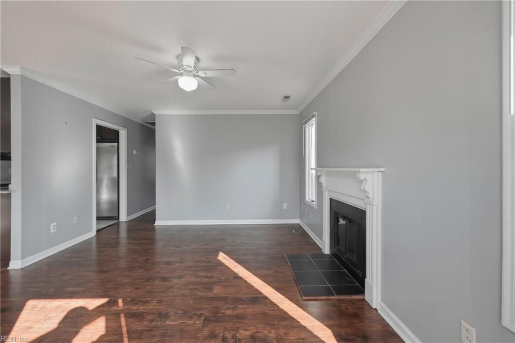 Photo of 316 Worthington Square, Portsmouth, VA 23704 (MLS # 10624127)