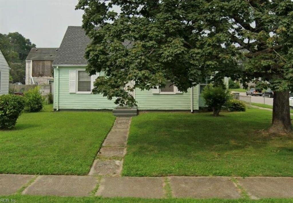 Photo of 1100 17th Street, Newport News, VA 23607 (MLS # 10639790)