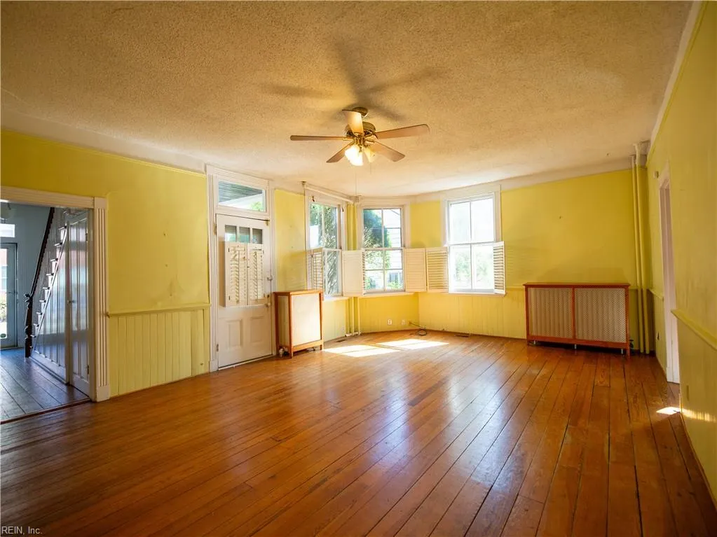 Portsmouth, Virginia 23704, United States, 4 Bedrooms Bedrooms, ,3 BathroomsBathrooms,Residential,Active,99105