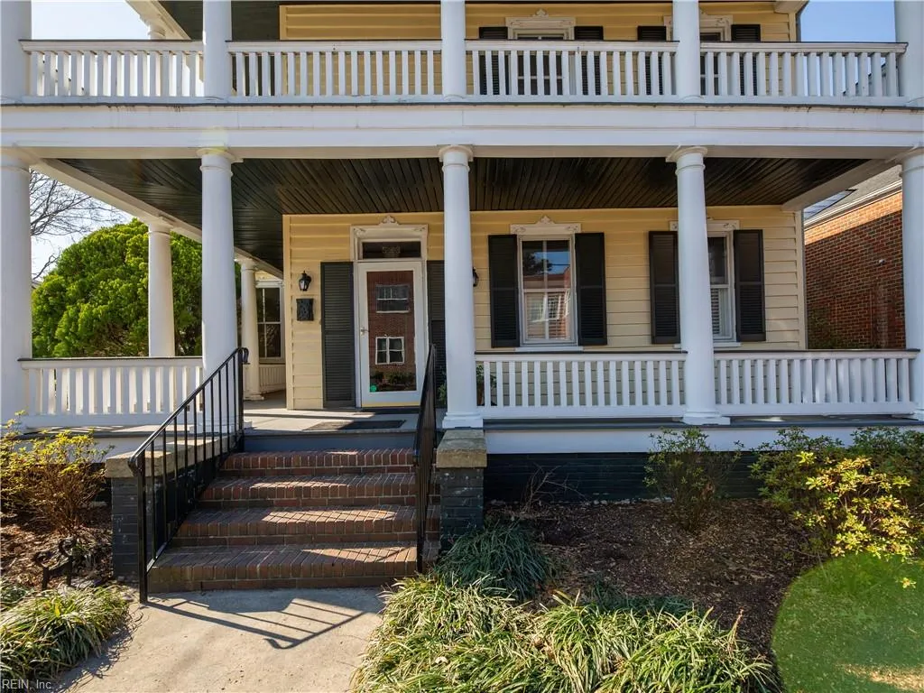 Portsmouth, Virginia 23704, United States, 4 Bedrooms Bedrooms, ,3 BathroomsBathrooms,Residential,Active,99105