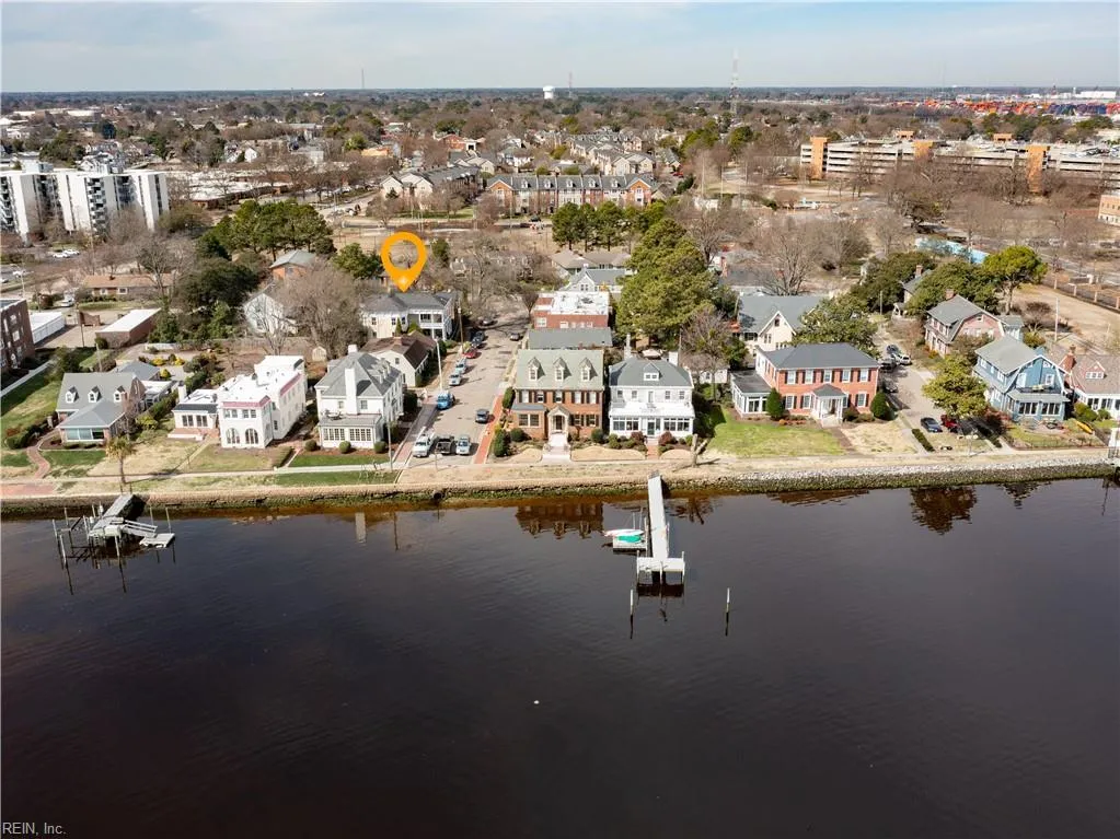 Portsmouth, Virginia 23704, United States, 4 Bedrooms Bedrooms, ,3 BathroomsBathrooms,Residential,Active,99105