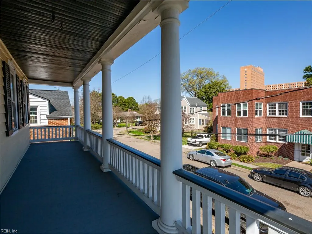Portsmouth, Virginia 23704, United States, 4 Bedrooms Bedrooms, ,3 BathroomsBathrooms,Residential,Active,99105