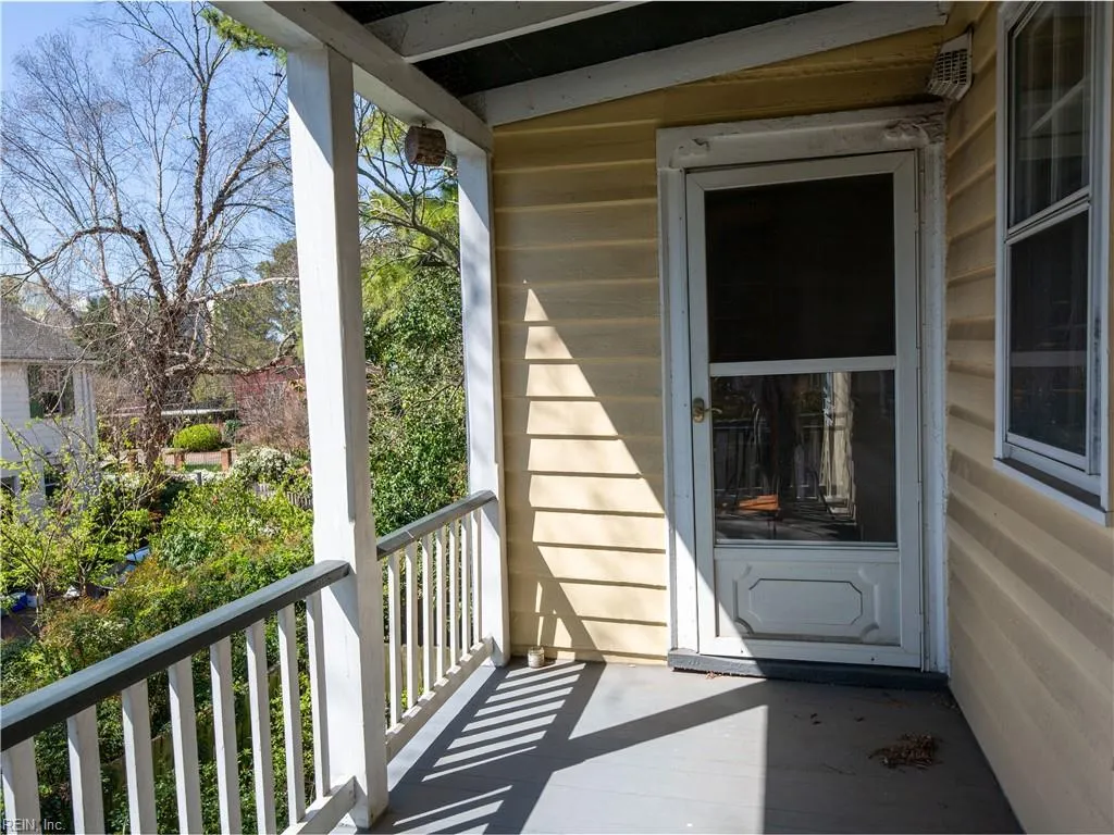 Portsmouth, Virginia 23704, United States, 4 Bedrooms Bedrooms, ,3 BathroomsBathrooms,Residential,Active,99105