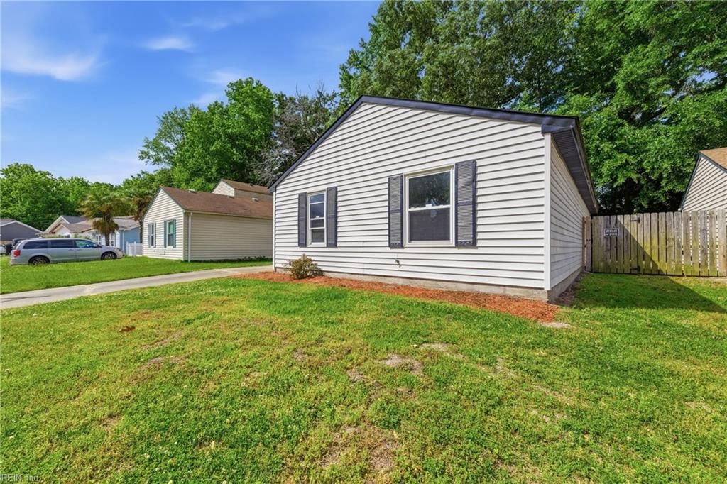 Photo of 1566 Hummingbird Lane, Virginia Beach, VA 23454 (MLS # 10635772)