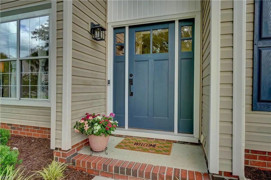 Chesapeake, Virginia 23323, United States, 5 Bedrooms Bedrooms, ,3 BathroomsBathrooms,Residential,Active,176488