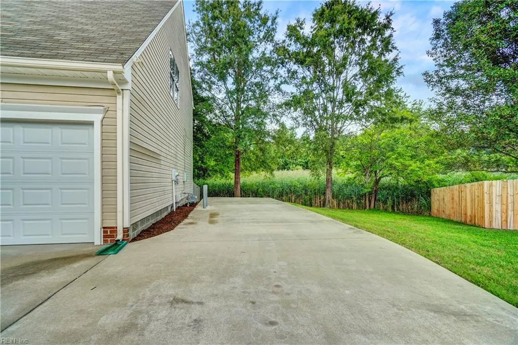 Chesapeake, Virginia 23323, United States, 5 Bedrooms Bedrooms, ,3 BathroomsBathrooms,Residential,Active,176488