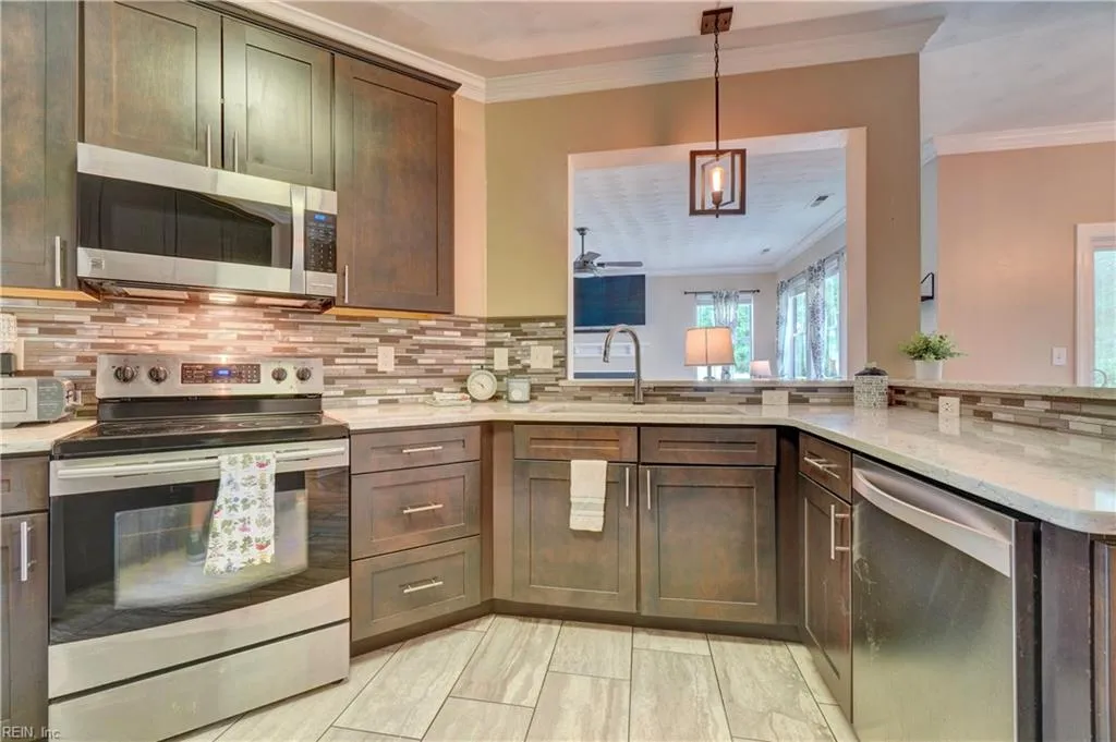 Chesapeake, Virginia 23323, United States, 5 Bedrooms Bedrooms, ,3 BathroomsBathrooms,Residential,Active,176488