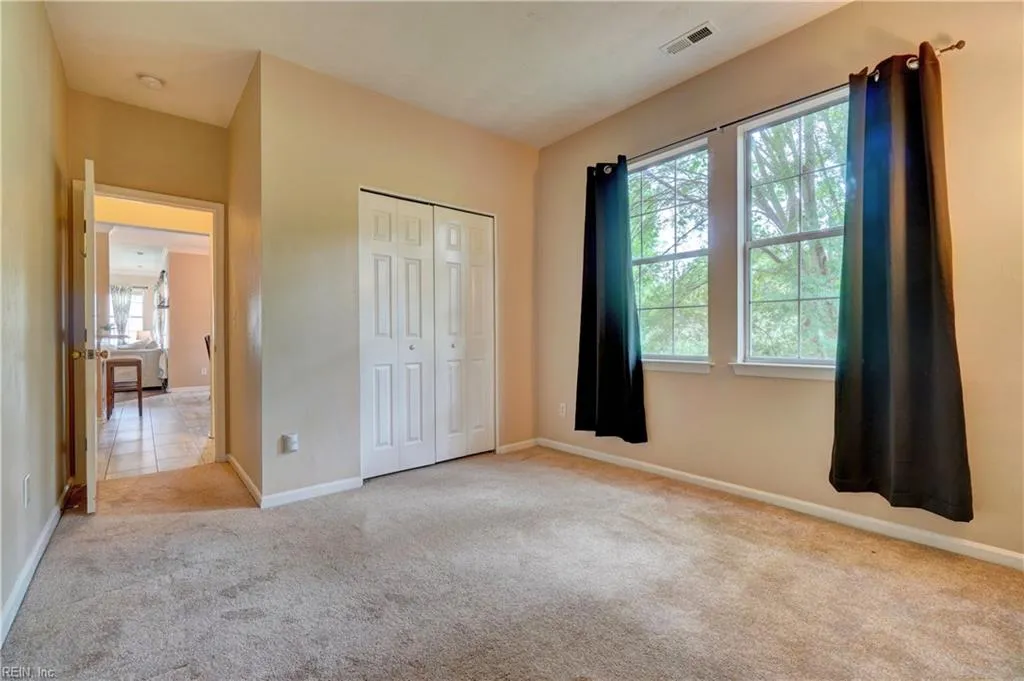 Chesapeake, Virginia 23323, United States, 5 Bedrooms Bedrooms, ,3 BathroomsBathrooms,Residential,Active,176488