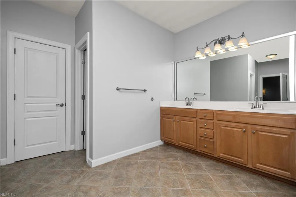 Chesapeake, Virginia 23322, United States, 5 Bedrooms Bedrooms, ,4 BathroomsBathrooms,Residential,Active,242286