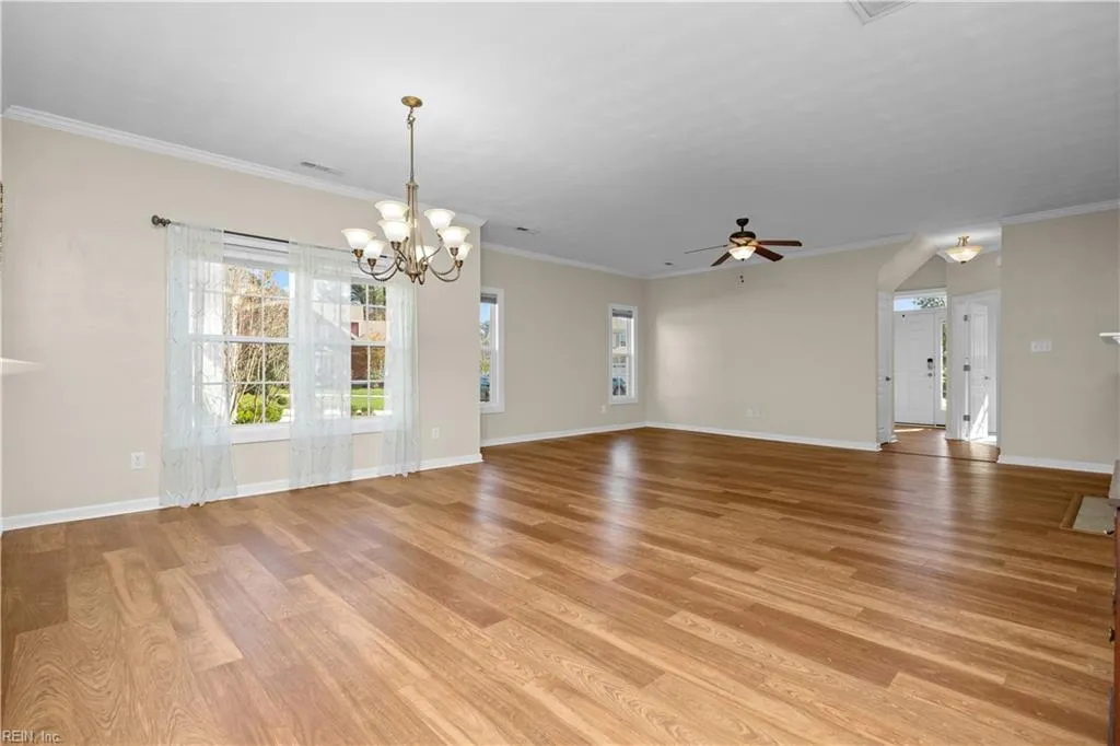 Chesapeake, Virginia 23322, United States, 5 Bedrooms Bedrooms, ,4 BathroomsBathrooms,Residential,Active,242286