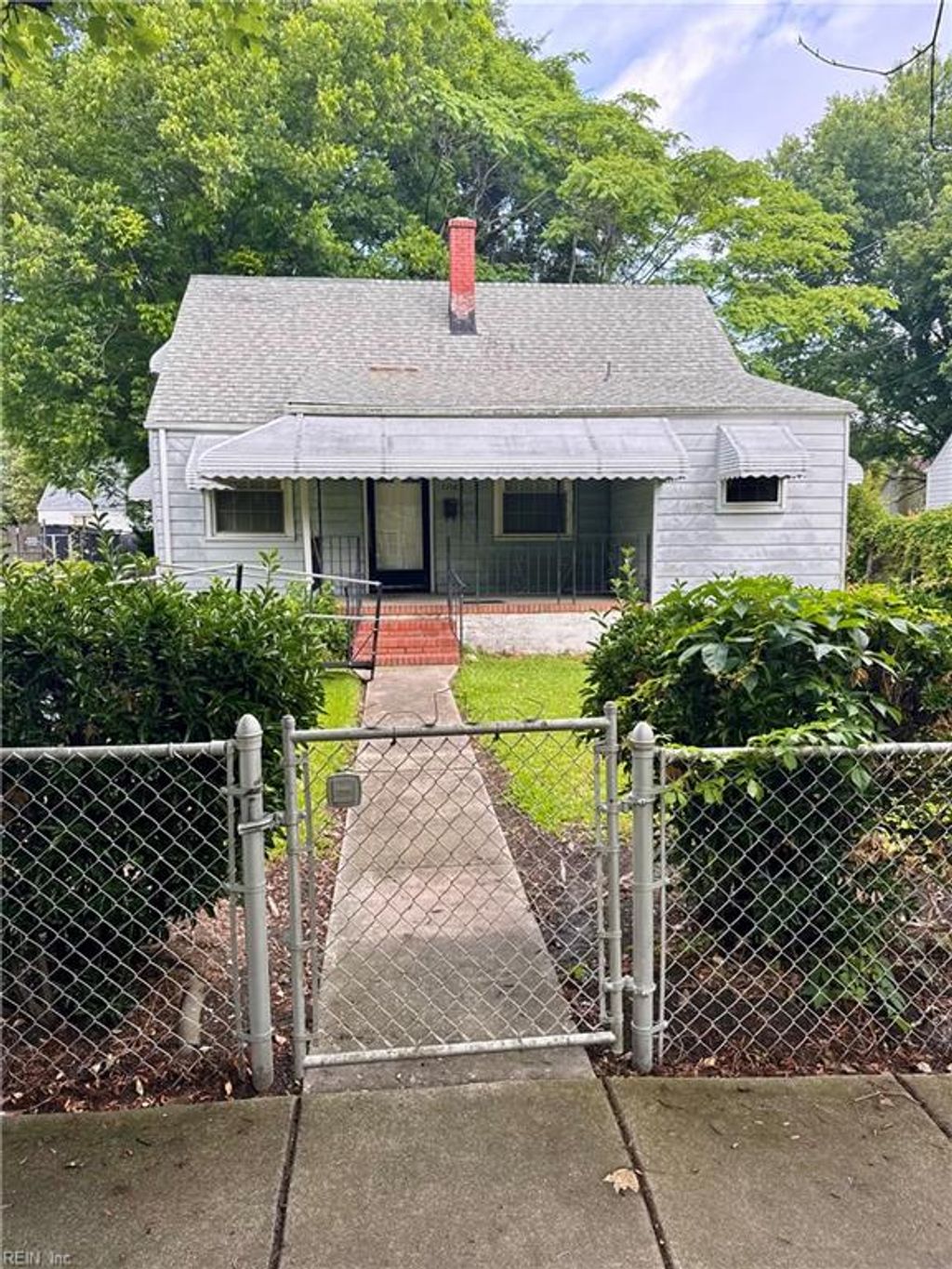 Photo of 3208 Arlington Place, Portsmouth, VA 23707 (MLS # 10636788)