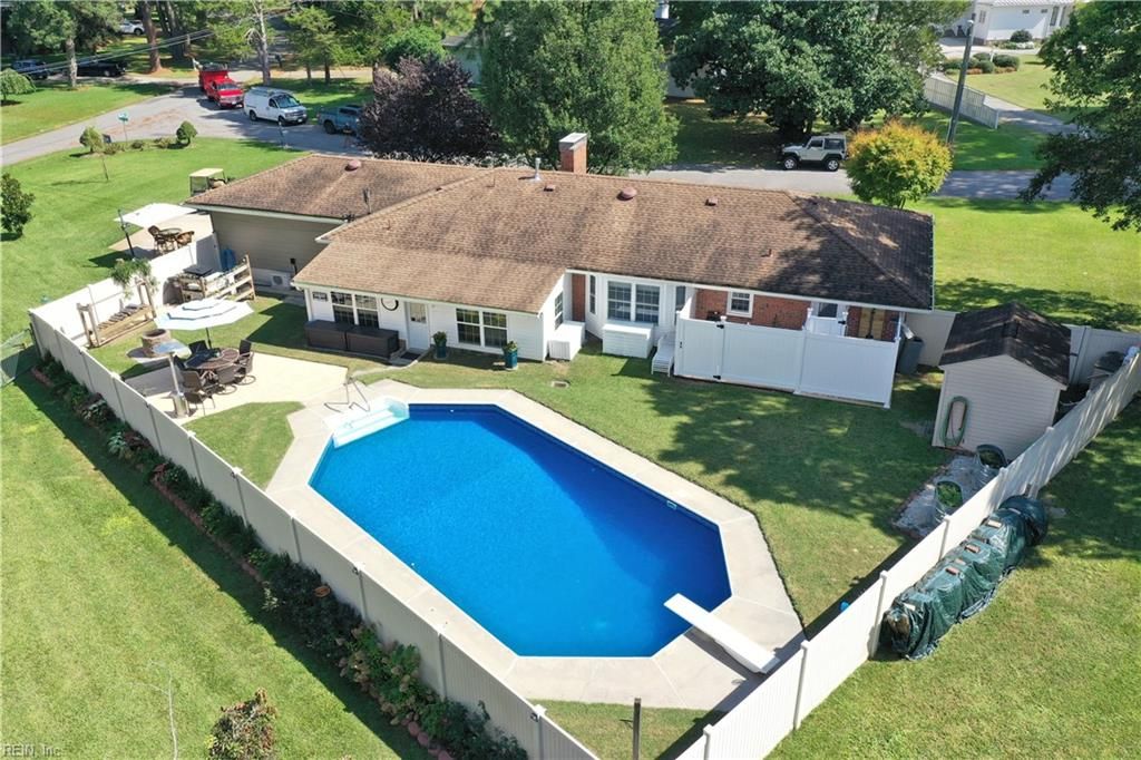 Photo of 2725 Sterling Point Dr Dr, Portsmouth, VA 23703 (MLS # 10617536)