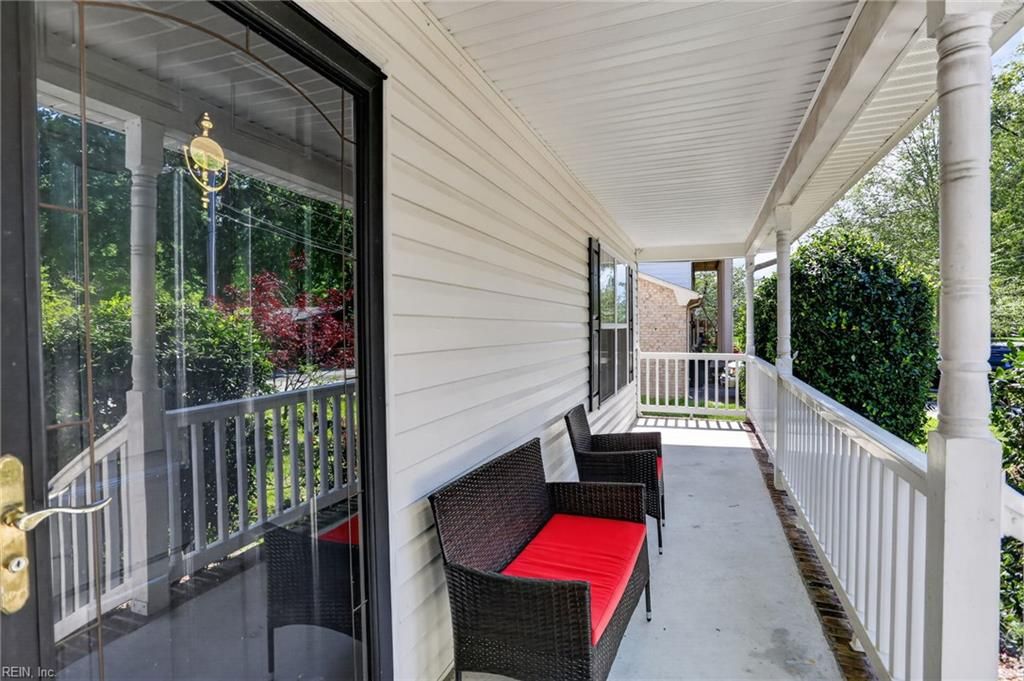 Photo of 13 Belmont Road, Newport News, VA 23601 (MLS # 10630371)