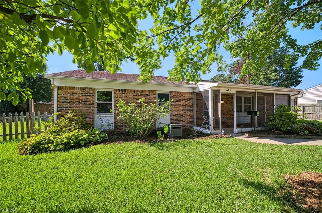 Photo of 625 S Pine Grove Road, Virginia Beach, VA 23452 (MLS # 10649868)