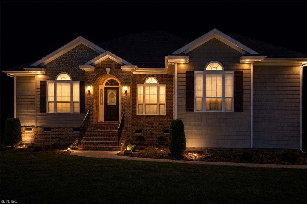 Photo of 2001 Quarter Horse Lane, Suffolk, VA 23434 (MLS # 10627508)