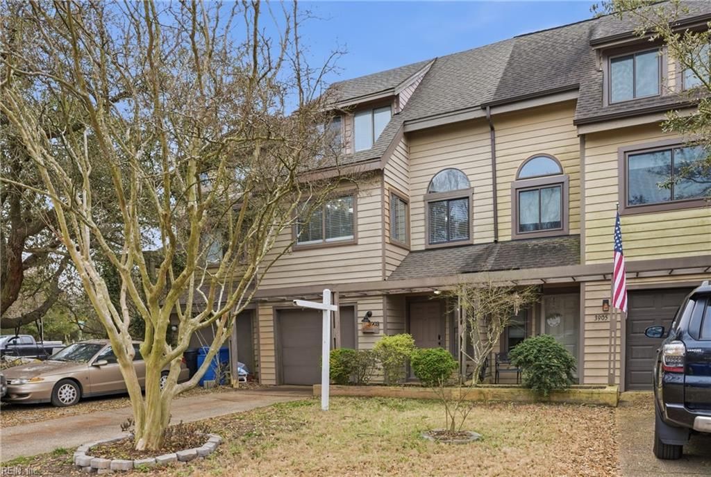 Photo of 3903 Aeries Way, Virginia Beach, VA 23455 (MLS # 10624692)