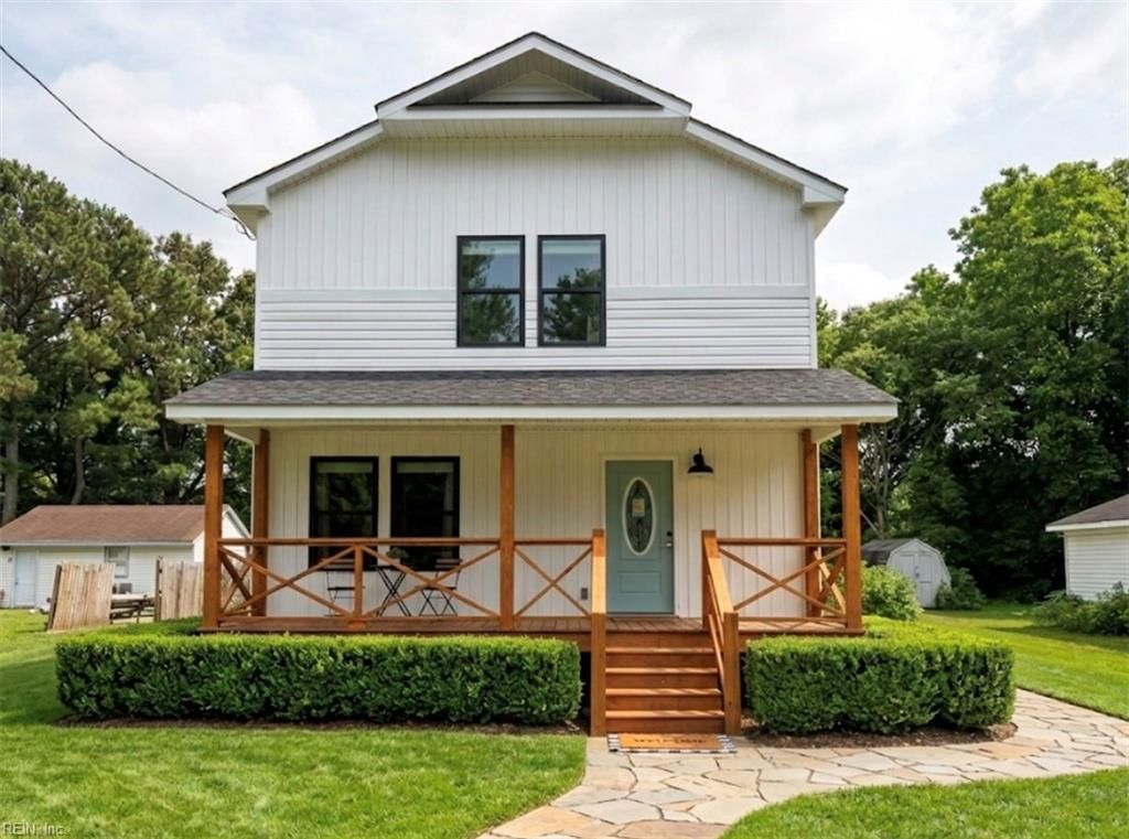 Photo of 914 Mckinley Avenue, Chesapeake, VA 23324 (MLS # 10640606)