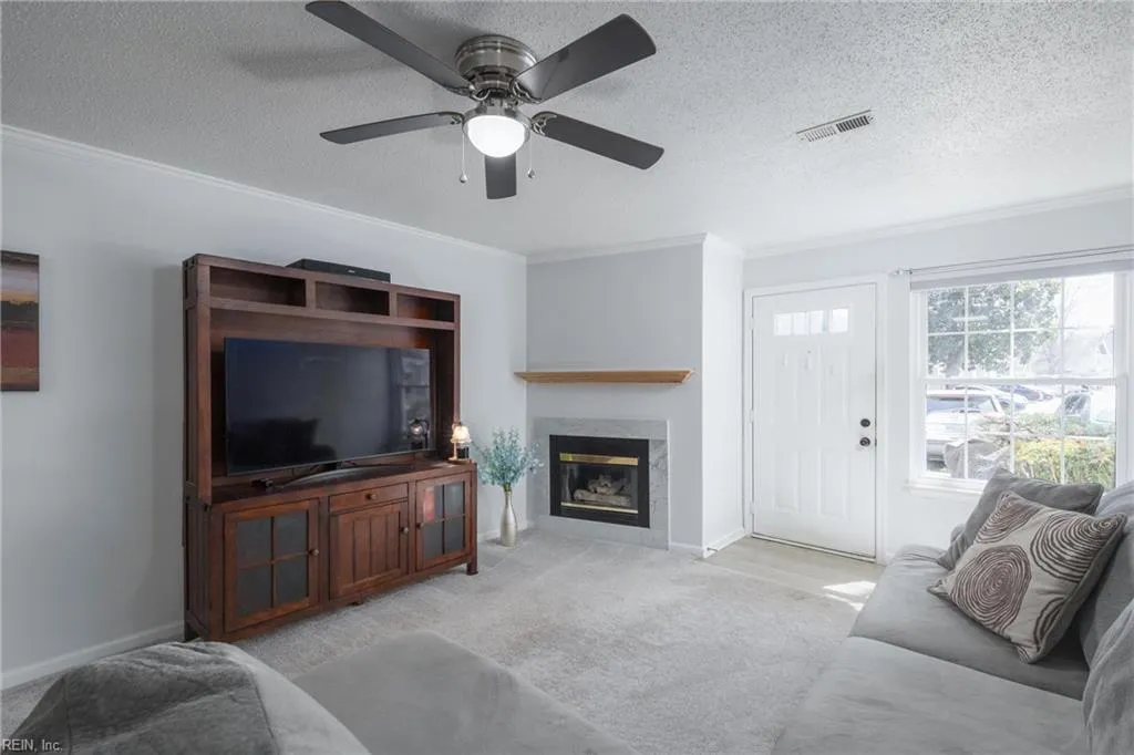 Virginia Beach, Virginia 23464, United States, 2 Bedrooms Bedrooms, ,2 BathroomsBathrooms,Residential,Active,92301