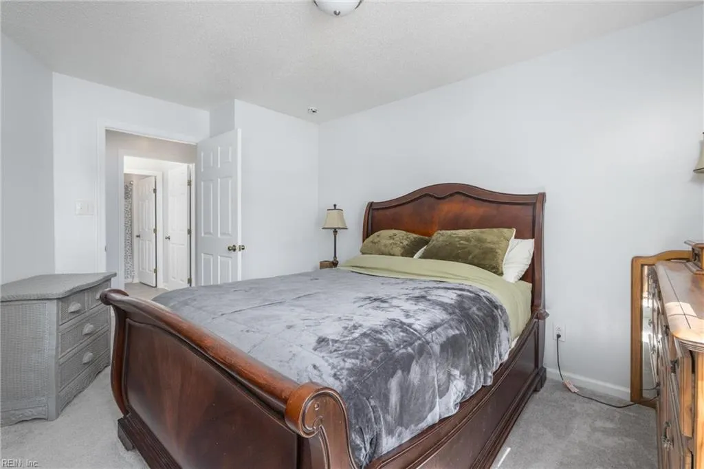 Virginia Beach, Virginia 23464, United States, 2 Bedrooms Bedrooms, ,2 BathroomsBathrooms,Residential,Active,92301