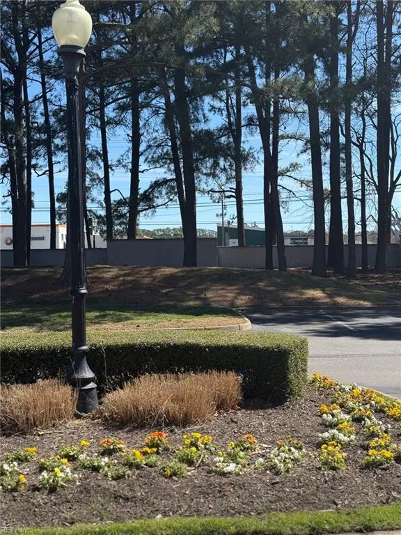 Virginia Beach, Virginia 23464, United States, 2 Bedrooms Bedrooms, ,2 BathroomsBathrooms,Residential,Active,92301