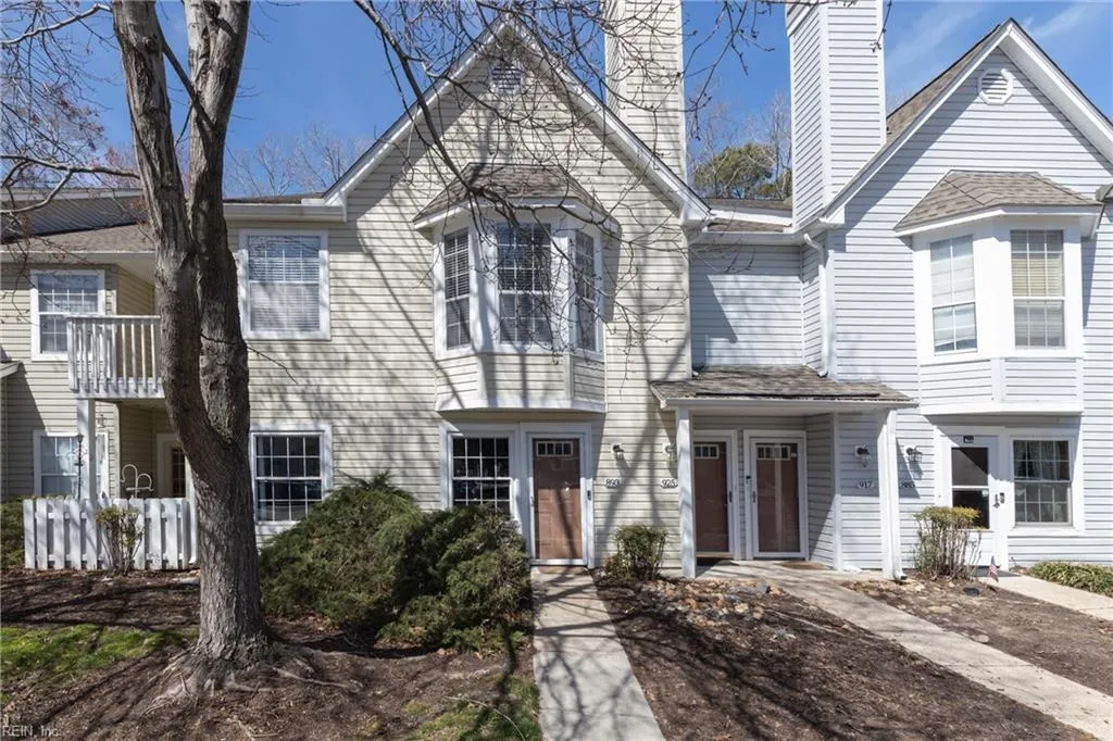 Virginia Beach, Virginia 23464, United States, 2 Bedrooms Bedrooms, ,2 BathroomsBathrooms,Residential,Active,92301